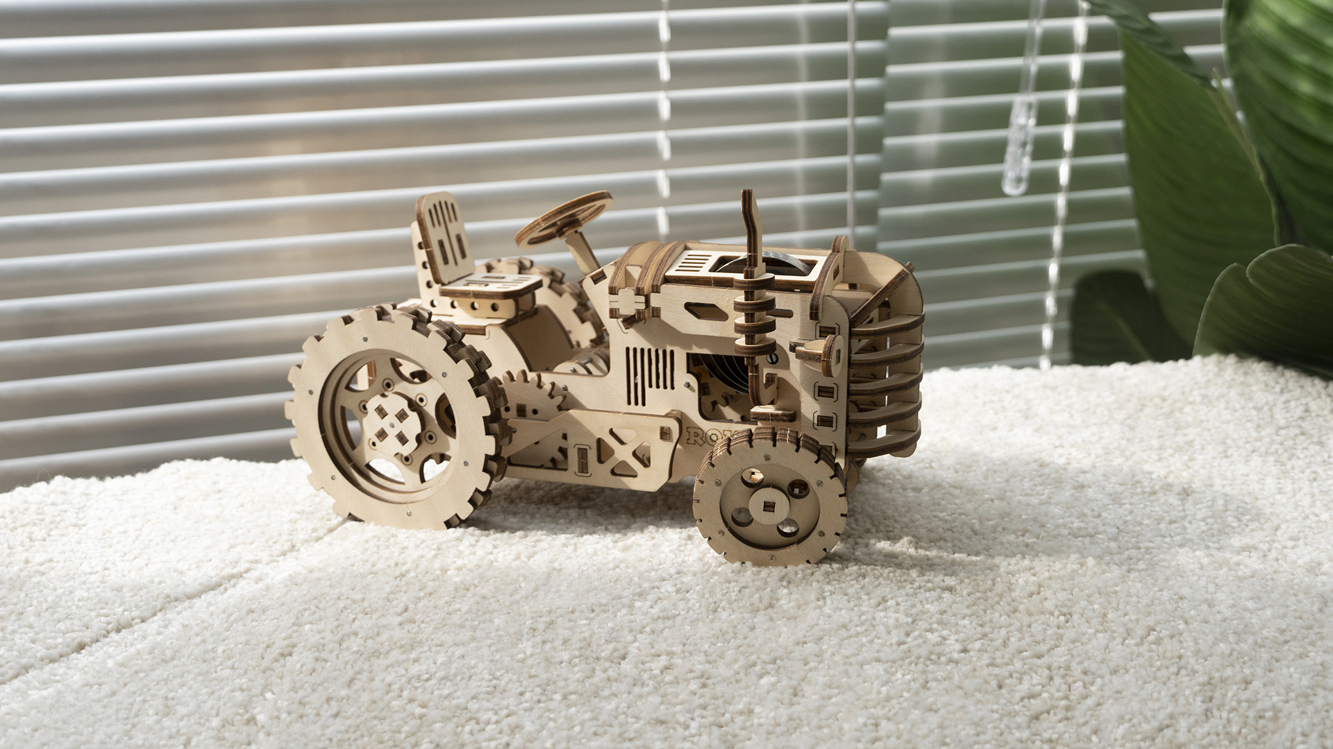 ROKR TRACTOR MECHANICAL GEARS 3D Wooden PUZZLE LK401 135 Piece 